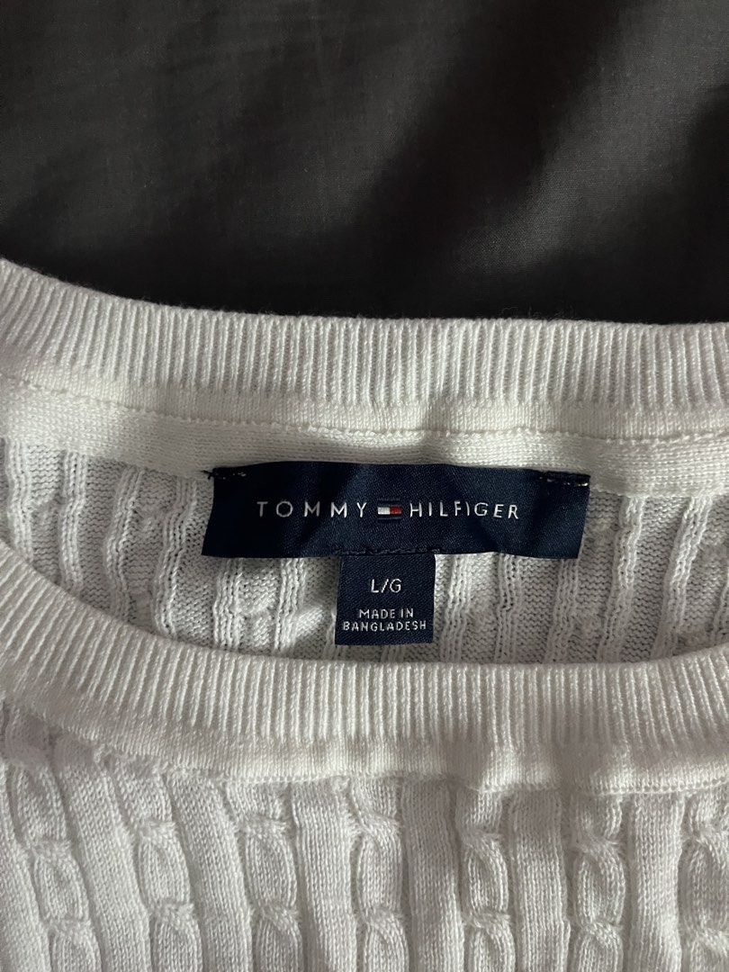 Original Tommy Hilfiger Knitted Top (Category: Longsleeves) located in Manila. Submitted by ruralfinds (Listing ID 1471239985, Image 2). Description: rfs: not my style flaws: small light stain on front & back.