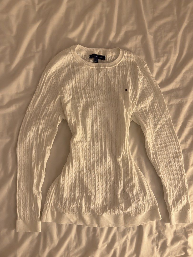 Original Tommy Hilfiger Knitted Top (Category: Longsleeves) located in Manila. Submitted by ruralfinds (Listing ID 1471239985, Image 1). Description: rfs: not my style flaws: small light stain on front & back.