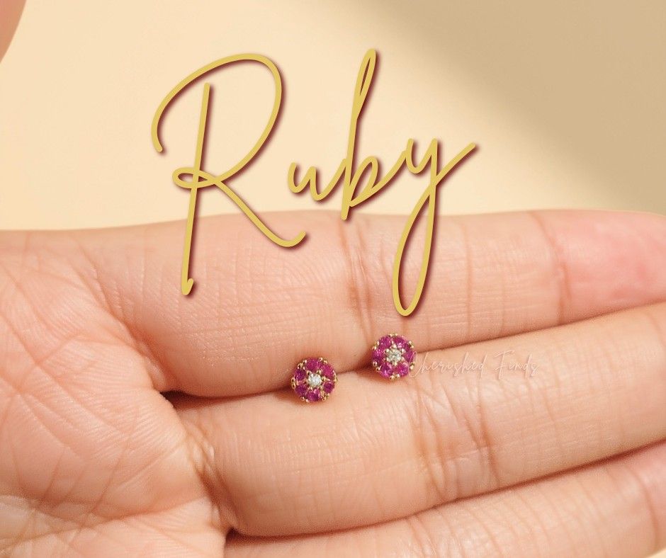 PAYDAY SALE ‼️ Ruby floral 925 stud earrings (Category: Earrings) located in Caloocan City. Submitted by cherishedfinds (Listing ID 1471223040, Image 1). Description: - Lab Ruby 925 earrings post - Small freebies are included with every purchase 💕 For orders ₱500 and above, you’ll receive a special freebie as a thank‑you for supporting our small business 🌸 -A minimum spend of ₱300 is required before we can ship out your purchase 🫶🏻 - PAYDAY S