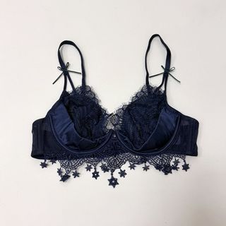 (Category: ) located in . Submitted by k_intimates (Listing ID 1471290018, Image 1). Description: .