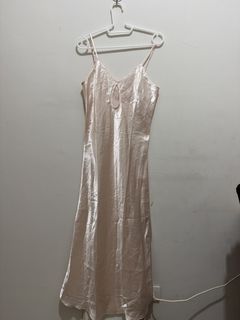 (Category: ) located in . Submitted by petiteprelovecloset (Listing ID 1471280368, Image 1). Description: .