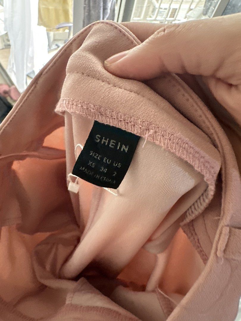 Pink trouser size XS 24-26 (Category: Other Bottoms) located in Mandaluyong City. Submitted by nixcalliz (Listing ID 1471253929, Image 3). Description: .