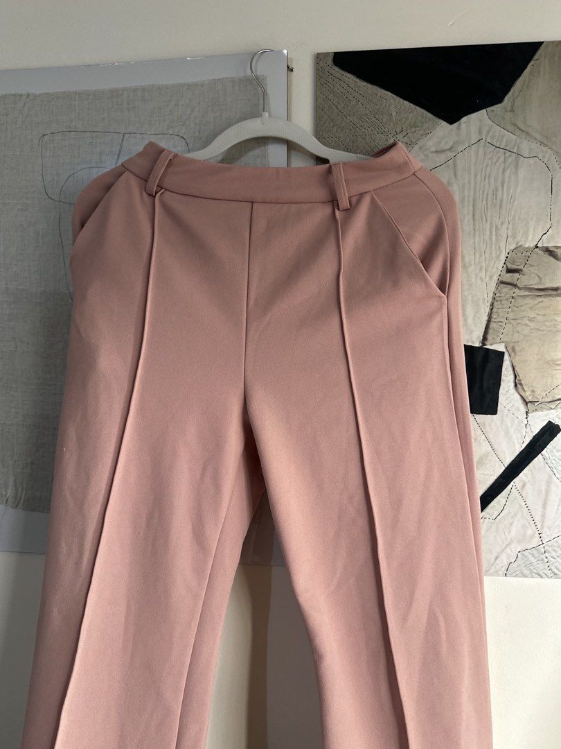 Pink trouser size XS 24-26 (Category: Other Bottoms) located in Mandaluyong City. Submitted by nixcalliz (Listing ID 1471253929, Image 2). Description: .