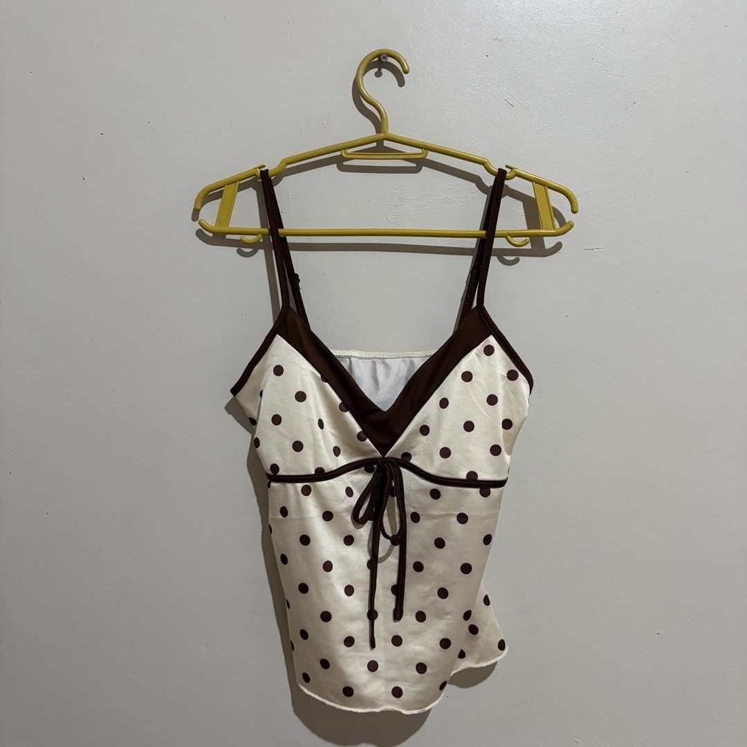 Polka dot Shein top (Category: Sleeveless) located in Manila. Submitted by serra_shop (Listing ID 1471213930, Image 1). Description: .
