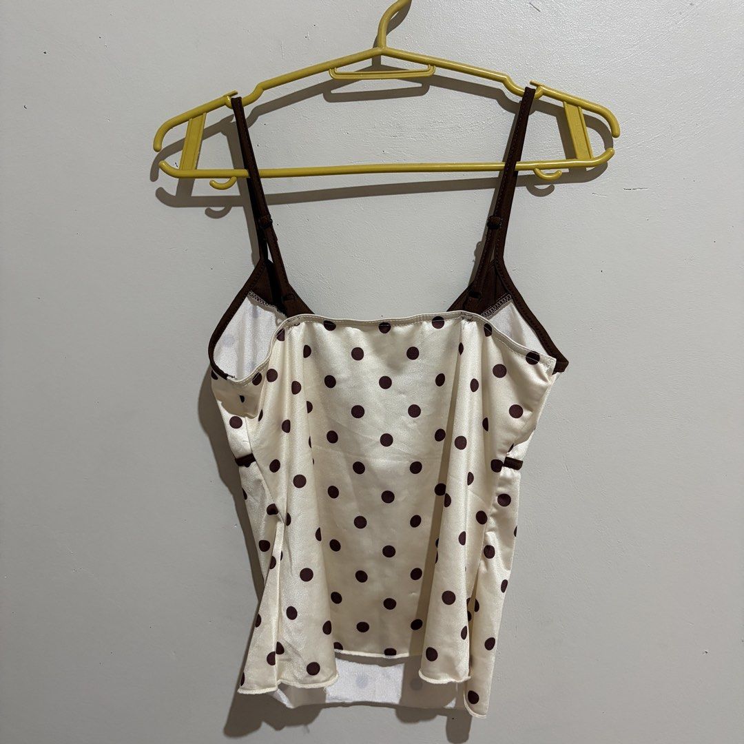 Polka dot Shein top (Category: Sleeveless) located in Manila. Submitted by serra_shop (Listing ID 1471213930, Image 2). Description: .