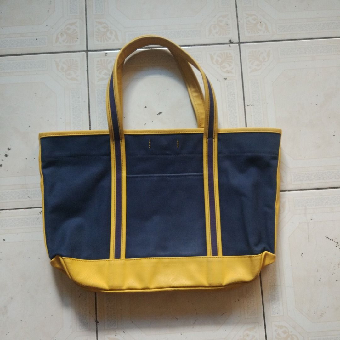 Porter Girl Tote Bag (Category: Luxury Bags & Wallets) located in Pasay City. Submitted by denimdude.ph (Listing ID 1471180798, Image 2). Description: made in Japan.