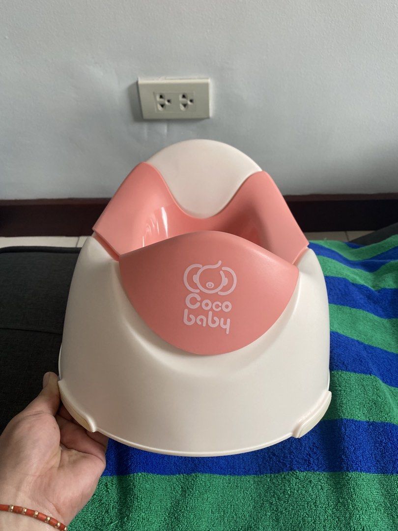 Potty training (Category: Toilet Training) located in Manila. Submitted by lotalucill99165 (Listing ID 1471157052, Image 2). Description: Never been used naka tago lang .