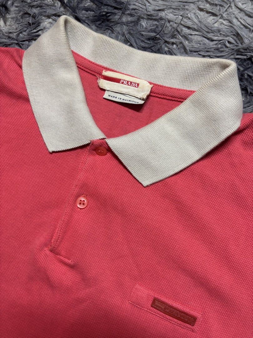 Prada Red Tab (Category: Activewear) located in Legazpi City. Submitted by thesource052 (Listing ID 1471290128, Image 2). Description: Prada Red Tab Authentic Medium womens on tag fit to large Width: 20” Length:24” Excellent condition No issue.
