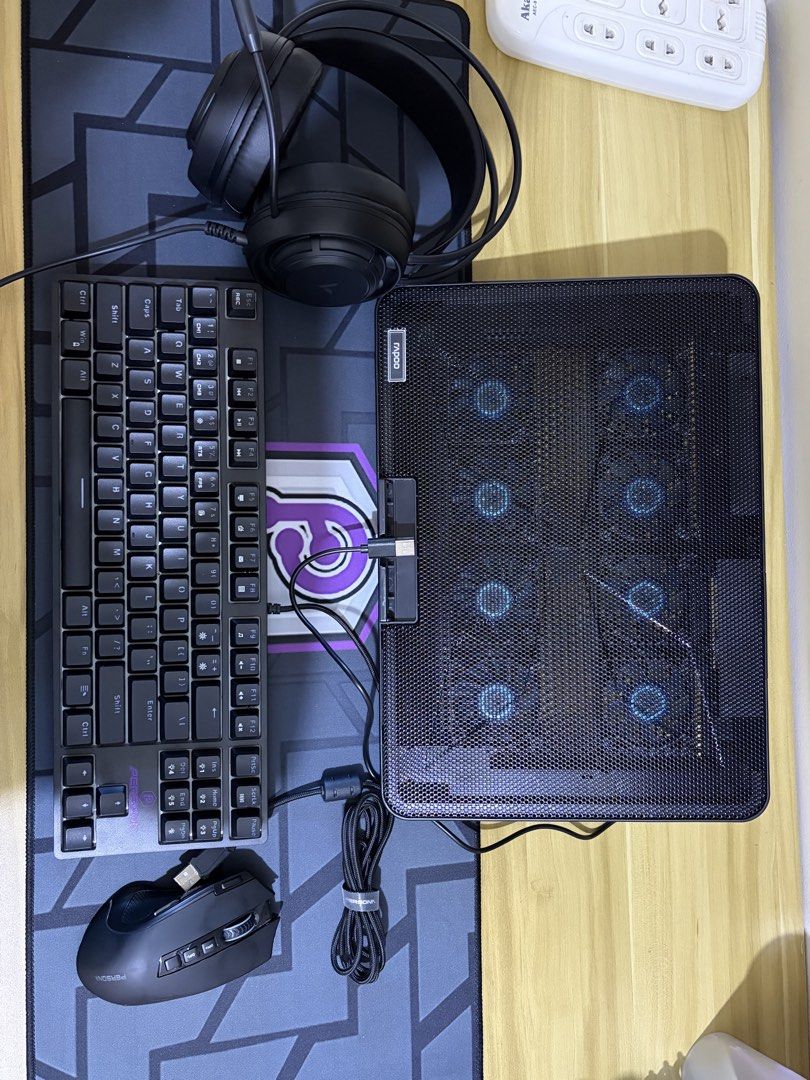 PREDATOR HELIOS NEO 165 AI (Category: Laptops & Notebooks) located in Trece Martires City. Submitted by mklunapz (Listing ID 1471175547, Image 2). Description: PREDATOR HELIOS NEO 165 AI - Brand New BOX AND WARRANTY INCLUDED Bought last Oct. 22, 2026 Intel Ultra 7 255hx 2.4 GHz 16GB RAM Nvidia GeForce RTX 5060 Laptop GPU (8gb) 512 GB SSD Windows 11 With freebies Persona Keyboard and Wireless Mouse Headset Laptop Cooling Pad Reason: Di nagagamit /