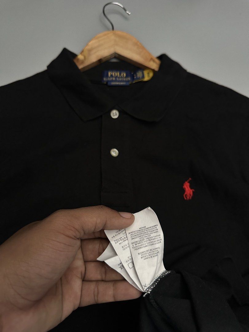 Ralph Lauren Polo Shirt (Category: Activewear) located in Manila. Submitted by thriftavenueph (Listing ID 1471254290, Image 3). Description: Fs: Ralph Lauren Polo Shirt Size: 20x28, M Condition: excellent, no issue, 10/10 color Price: 1,350.