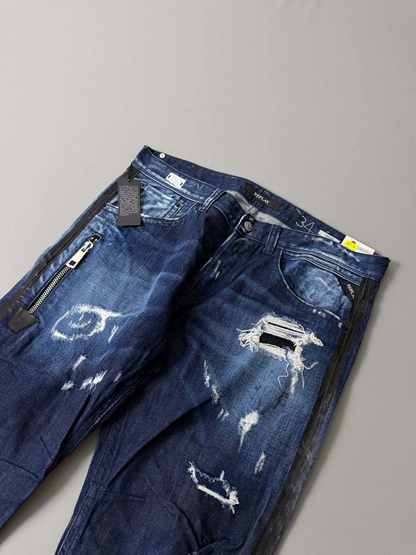 REPLAY “LONHAM” REGULAR SLIM -FIT DISTRESSED JEANS (Category: Jeans) located in Guagua. Submitted by sweetboyy (Listing ID 1471154702, Image 2). Description: REPLAY “LONHAM” REGULAR SLIM -FIT DISTRESSED JEANS EXCELLENT CONDITION SIZE 34 ON TAG DIMES: WAISTLINE 34-36 / LENGTH 44.5 / LEG OPENING 7.5.