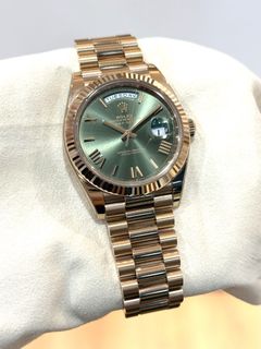 (Category: ) located in . Submitted by windliew89_allwatches (Listing ID 1471185002, Image 1). Description: .