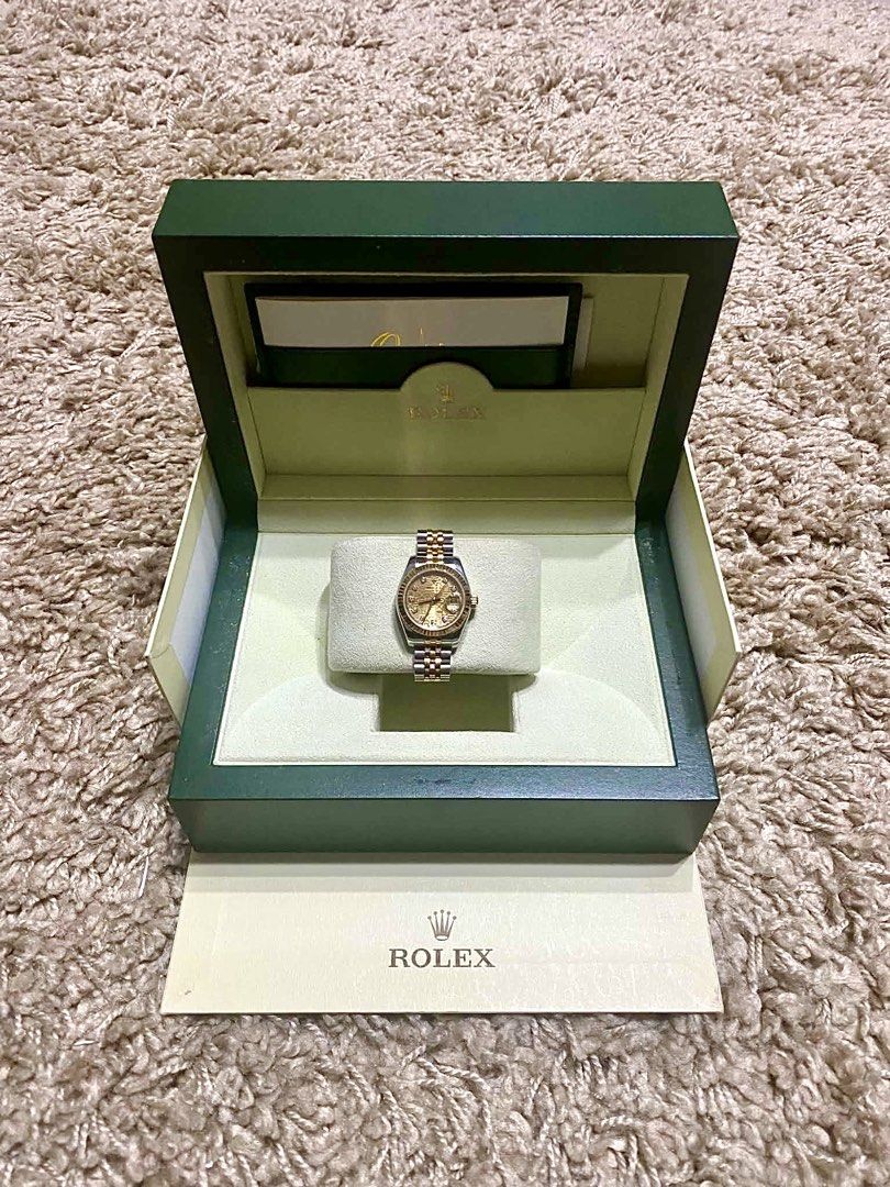 ROLEX LADY DATEJUST 26mm (Category: Luxury Watches) located in Manila. Submitted by abichoa (Listing ID 1471135971, Image 2). Description: .