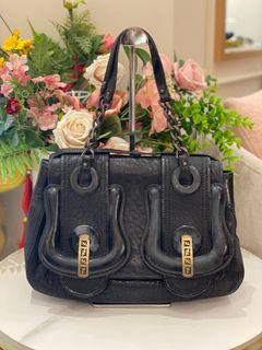 (Category: ) located in . Submitted by luxshare_preloved_ (Listing ID 1471233334, Image 1). Description: .