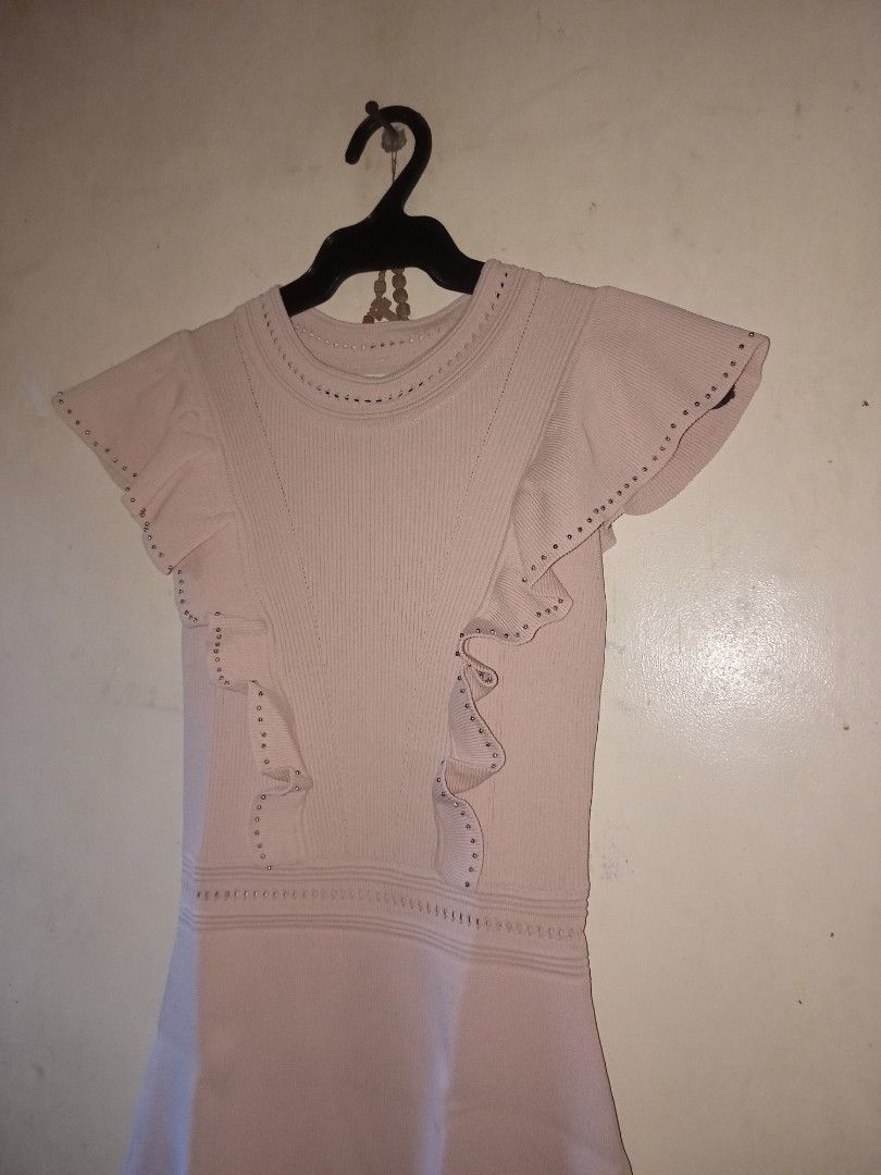 Sandro dress (Category: Dresses) located in Manila. Submitted by kenny200024 (Listing ID 1471261038, Image 2). Description: Sandro dress - size 34 - actual measurement width 11 | length 36 - good as new.