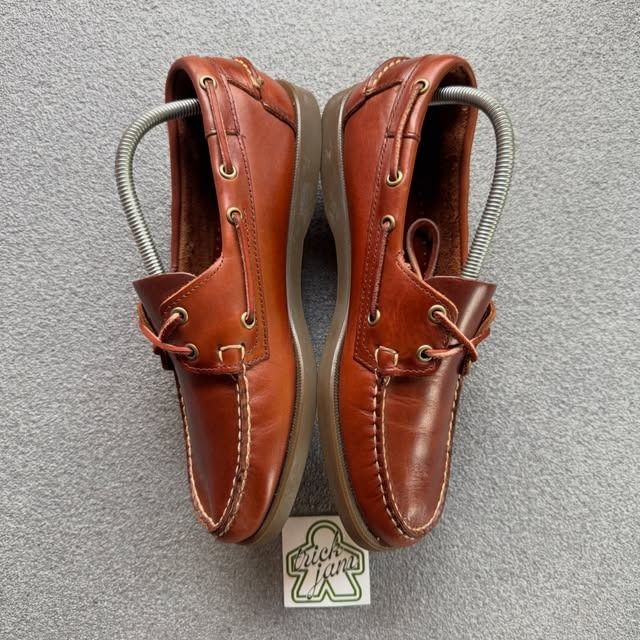 SEBAGO DOCKSIDES BOAT SHOE BROWN (Category: Casual Shoes) located in Cagayan de Oro. Submitted by huntbytrickjam.v2 (Listing ID 1471254832, Image 3). Description: SEBAGO DOCKSIDES BOAT SHOE BROWN US 8 / EURO 41.5 / CM 26 EXCELLENT Pair Only No Issue Fits to 8.5 M - 2499.