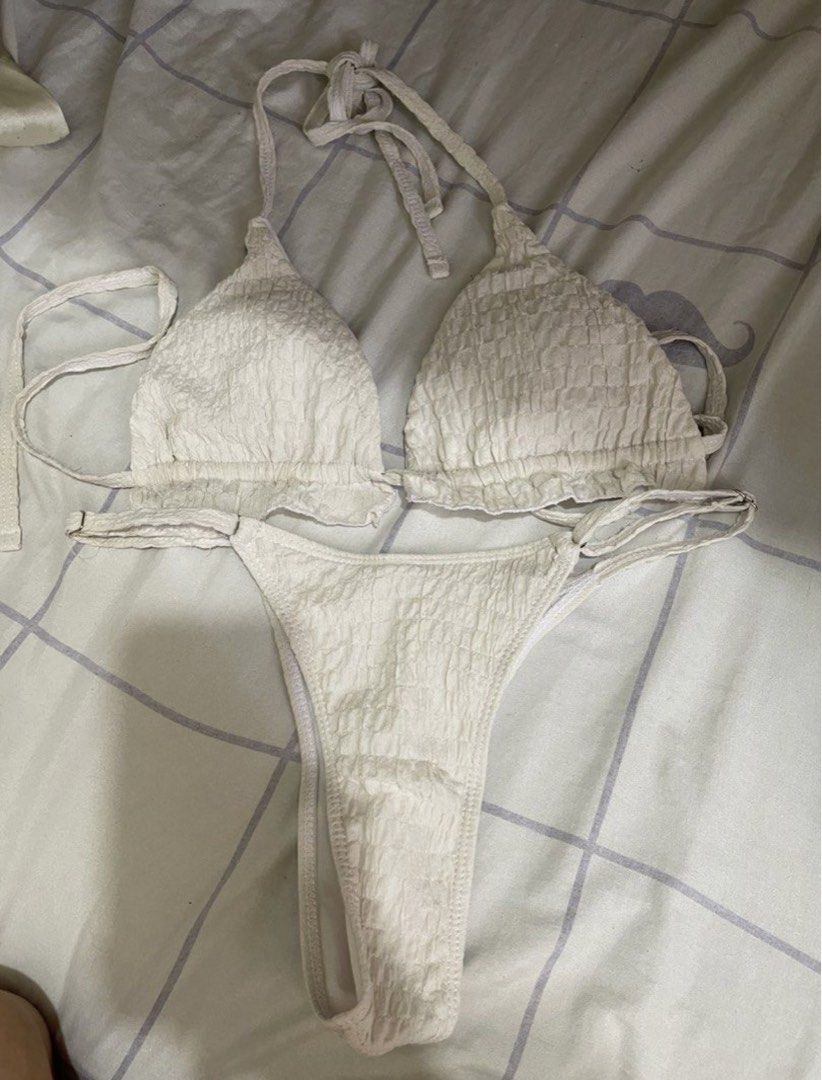 shein swimsuit two piece bikini (Category: Bikinis & Swimsuits) located in Quezon City. Submitted by leocurations (Listing ID 1471223854, Image 1). Description: .