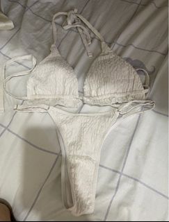 (Category: ) located in . Submitted by leocurations (Listing ID 1471223854, Image 1). Description: .
