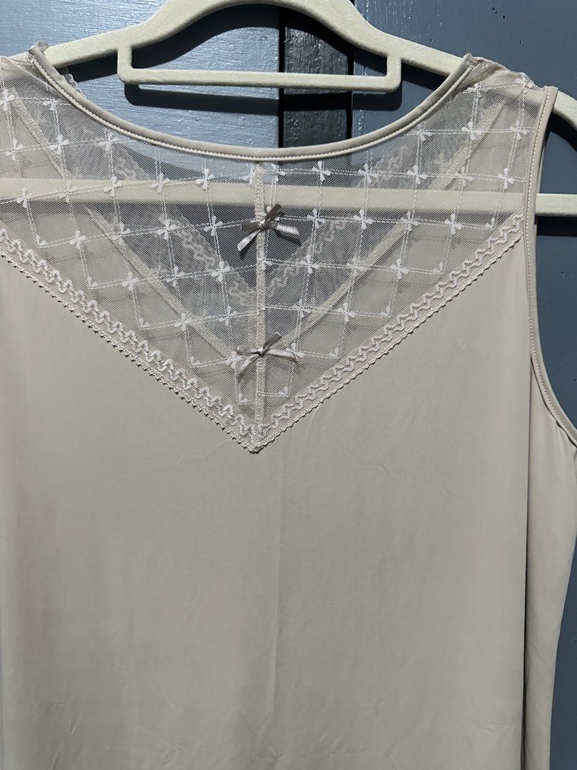 Silk nightgown (Category: Undergarments & Loungewear) located in Angeles City. Submitted by chemrnn (Listing ID 1471135622, Image 2). Description: .