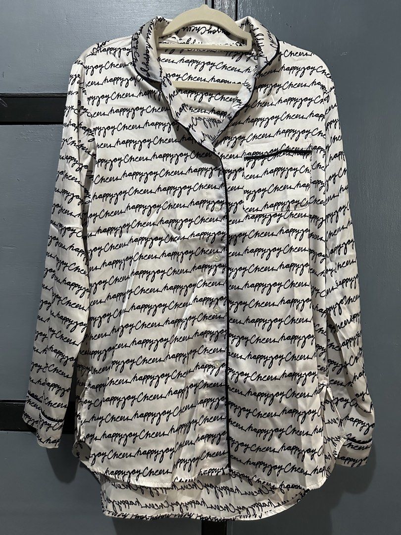 Silk sleepwear top (Category: Undergarments & Loungewear) located in Angeles City. Submitted by chemrnn (Listing ID 1471163382, Image 1). Description: .