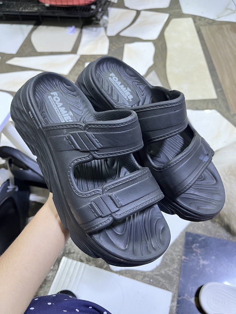 Skechers Sandal 39 (Category: Sandals) located in Cagayan de Oro. Submitted by leehanfinds (Listing ID 1471197523, Image 1). Description: 39 euro.