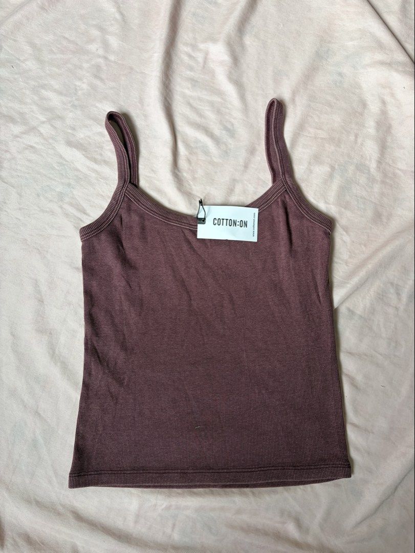 sleeveless overruns (Category: Sleeveless) located in Pasig City. Submitted by airaaaaaaaa918 (Listing ID 1471233694, Image 3). Description: take all for ₱350.00.