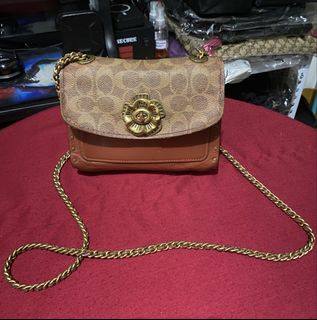 (Category: ) located in . Submitted by gelaimarieh (Listing ID 1471171042, Image 1). Description: .