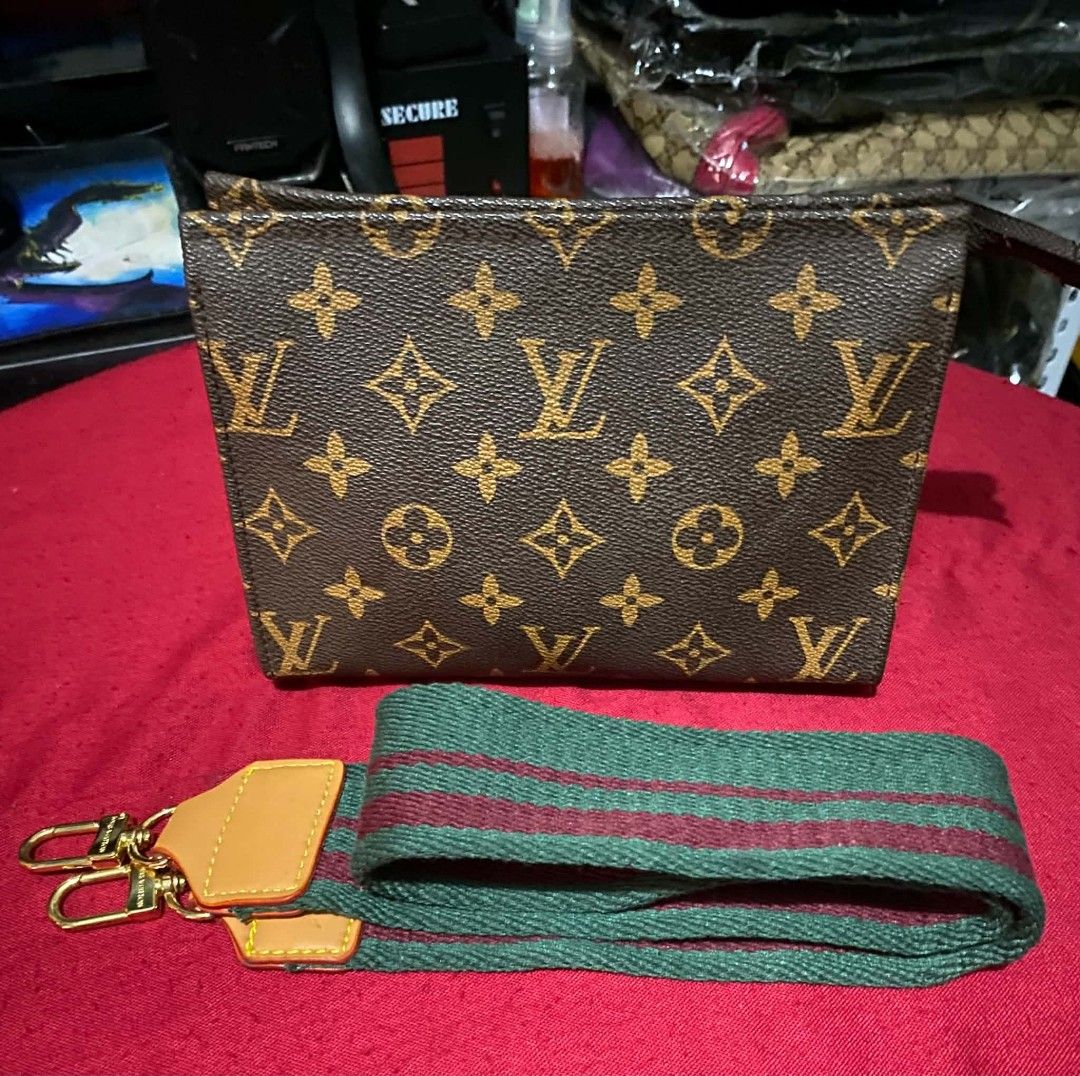 Sling bag (Category: Cross-body Bags) located in Manila. Submitted by glaiza02 (Listing ID 1471182377, Image 2). Description: .