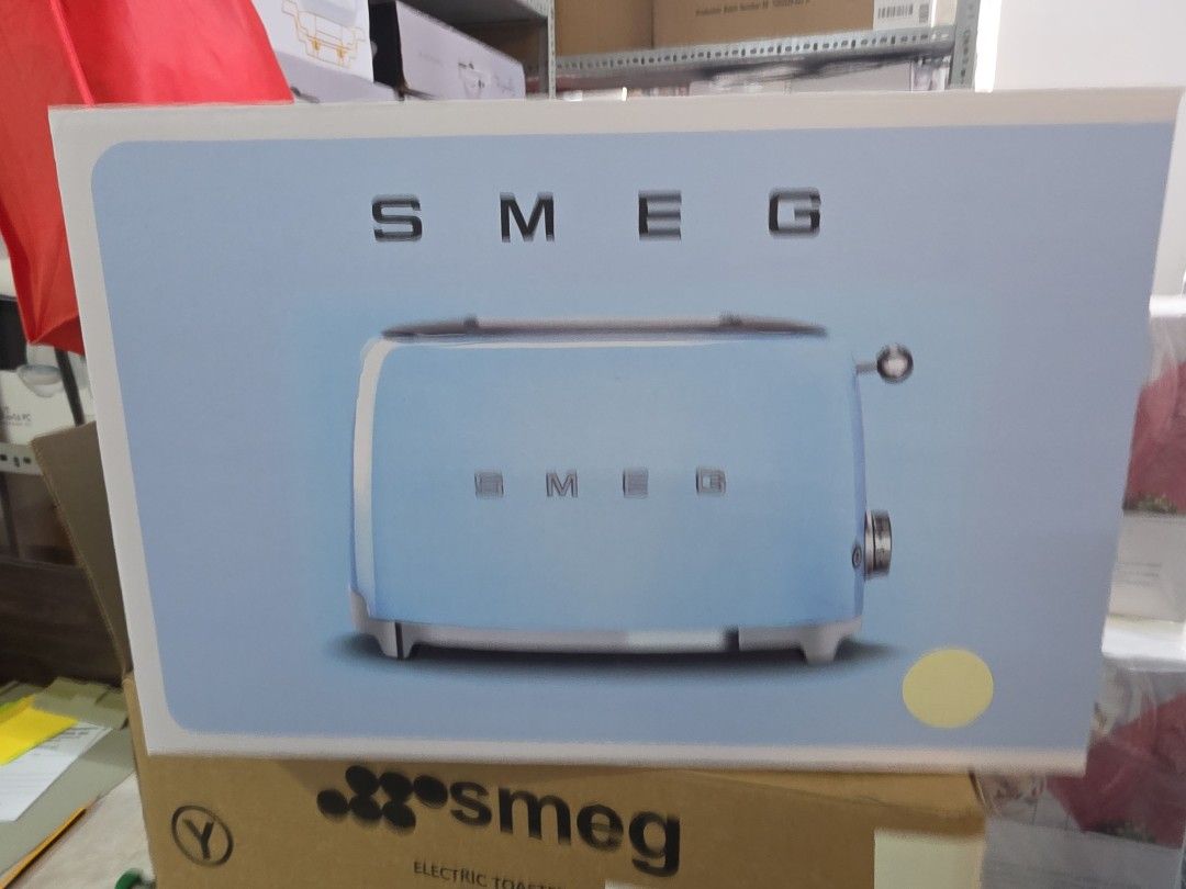 Smeg toaster cream color (Category: Breadmakers) located in Makati City. Submitted by melissa12345 (Listing ID 1471132214, Image 1). Description: Brandnew item sealed item 👉Read me 1st 📍Brand new 💯 📍Items on hand ❌ No COD 🏦 MOP bpi/bdo/GCash/maya 📍No return no exchange 📍Payment 1st before delivery 💰Cashless transaction at this moment. ,.