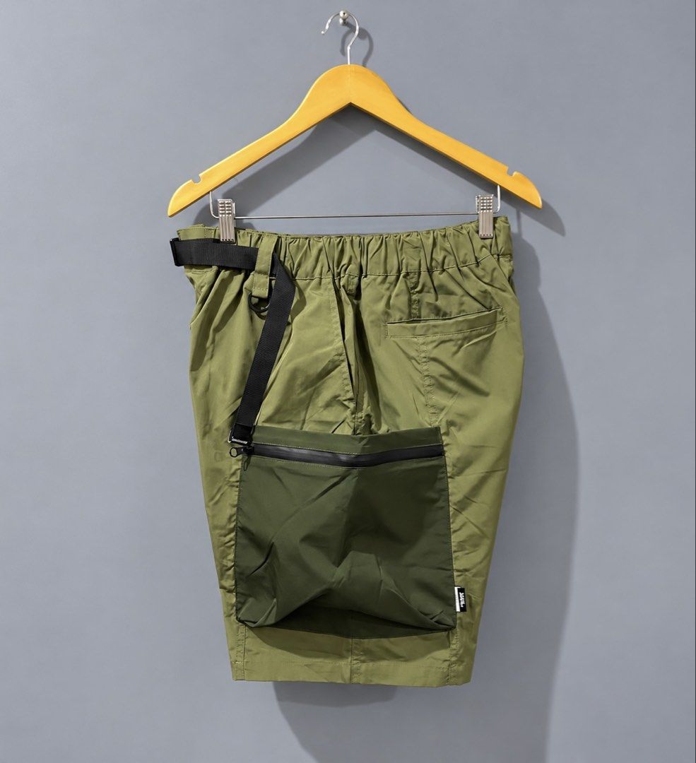 SmokingLife Functional Multi-Pocket Utility Cargo Shorts (Category: Shorts) located in Makati City. Submitted by kendrickstuffs (Listing ID 1471149684, Image 3). Description: SmokingLife Functional Multi-Pocket Utility Cargo Shorts Large ontags 30'-38' waistline garterized w nylon web belt system 21' length 12' leg opening 9' inseam No issue Verygood condition 1300 only.