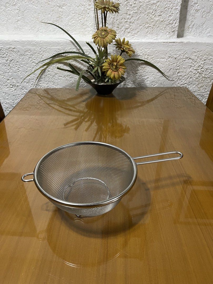 Stainless Steel Strainer 18cm (Category: Other Kitchenware & Tableware) located in Quezon City. Submitted by doublelkitchenwares (Listing ID 1471173454, Image 1). Description: Stainless Steel Strainer Made in Japan 18x8cm Solid makapal and mabigat Minimal sign of usage Pick up or shipping via lalamove Provincial 🚚j&t Novaliches Qc.
