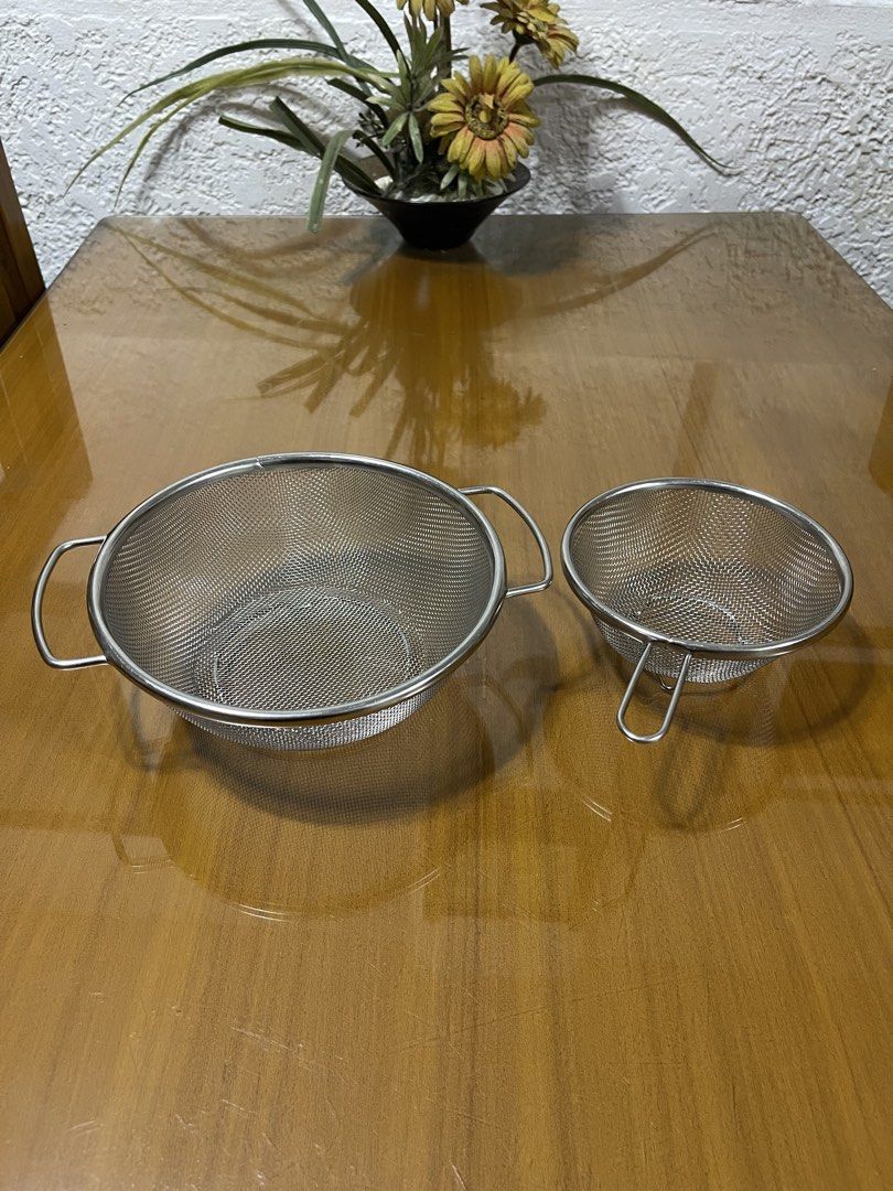 Stainless Steel Strainer Set (Category: Other Kitchenware & Tableware) located in Quezon City. Submitted by doublelkitchenwares (Listing ID 1471174134, Image 2). Description: Stainless Steel Strainer Set Big 17x6.5 Small 13x6cm Makapal and mabigat Minimal sign of usage Pick up or shipping via lalamove Provincial 🚚j&t Novaliches Qc.