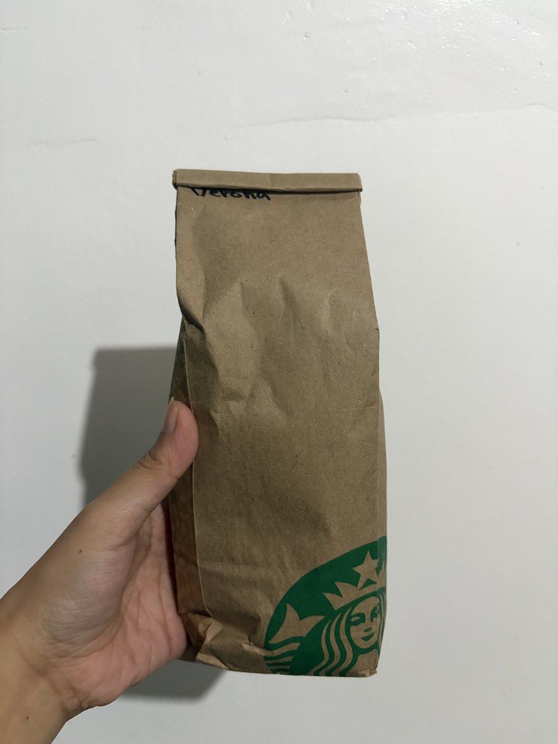 Starbucks Verona Coffee Beans (Category: Beverages) located in Quezon City. Submitted by daniclutter123 (Listing ID 1471217816, Image 1). Description: - Product: Starbucks Whole Coffee Beans (Caffe Verona Roast) - Condition: Brand new, unopened original brown paper packaging - Grams: 200 grams.