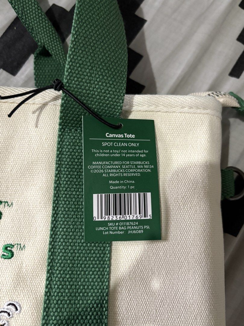 Starbucks x Peanuts tote bag (Category: Tote Bags) located in Makati City. Submitted by goodstuff.phl (Listing ID 1471191672, Image 2). Description: .