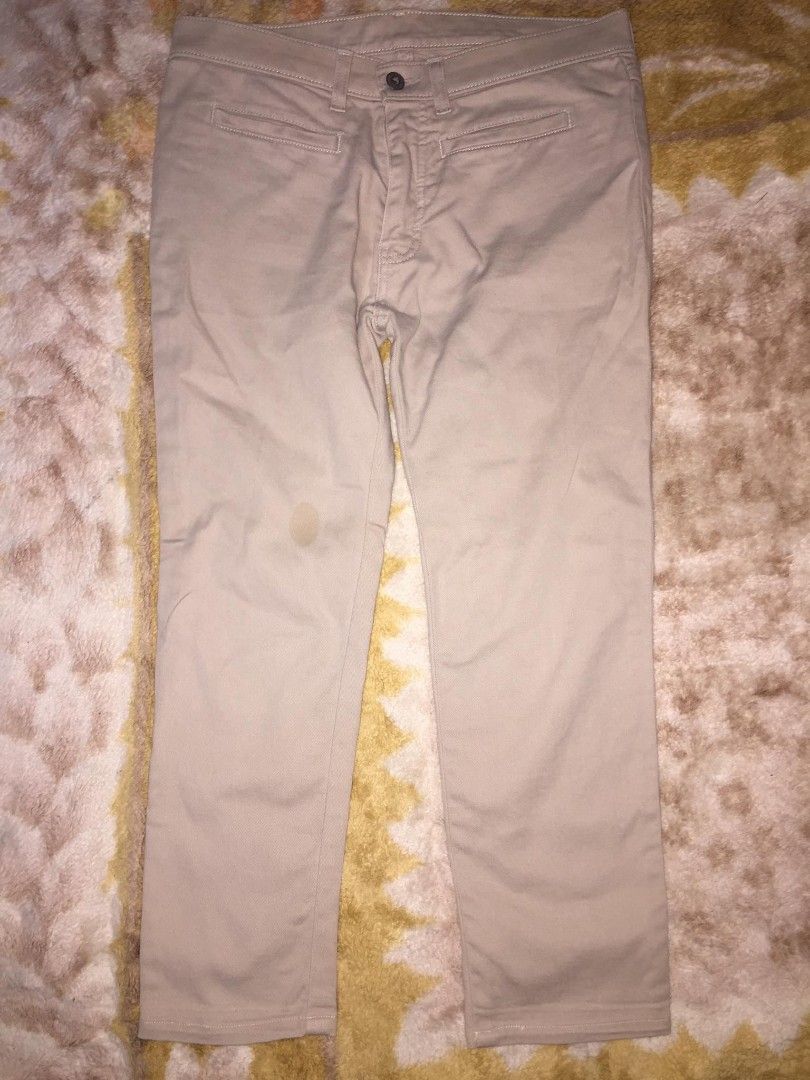 Straight-Fit Chino Pants (Category: Jeans) located in Dasmarinas. Submitted by pepperronnie (Listing ID 1471296593, Image 1). Description: These are Straight-Fit Chino Pants (or Khaki Trousers) 🤎 - Color: Light khaki / beige / sand ​ - Fit: Straight-leg — not too tight, not too loose ​ - Style: Smart casual — you can dress them up with a nice shirt or keep it simple with a plain tee ​ - Fabric: Smooth cotton twill — comfortable yet neat-looking 