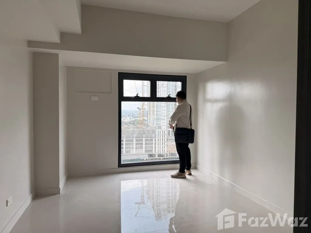 Studio Condo for sale at Cirrus (Category: Apartments & Condos) located in Makati City. Submitted by propertyproph (Listing ID 1471178214, Image 2). Description: 🏙️ FOR SALE | Studio Unit at Cirrus by RLC 📍 Bridgetowne Estate, Pasig City Own a modern studio unit at Cirrus by Robinsons Land, located within Bridgetowne Estate, a growing business and lifestyle destination. 📐 22 sqm Floor Area 🛏️ Studio Unit 🛁 1 Bathroom 🏢 Completed: December 2