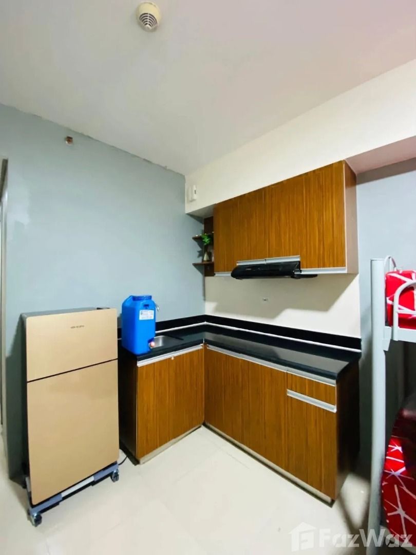 Studio Condo for sale at Silk Residences (Category: Apartments & Condos) located in Makati City. Submitted by propertyproph (Listing ID 1471165475, Image 3). Description: 🏙️ FOR SALE | THE SILK RESIDENCES – TOWER 1 | STUDIO UNIT ✨ 📍 Sampaloc, Manila Own a cozy studio unit with a private balcony at The Silk Residences, ideal for personal use or rental investment. Located on the 19th floor, this property also comes with an optional parking slot. 
