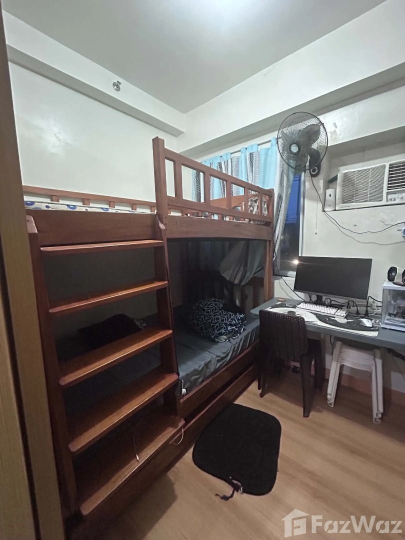 Studio Condo for sale at Trees Residences (Category: Apartments & Condos) located in Makati City. Submitted by propertyproph (Listing ID 1471149022, Image 2). Description: 🌿🏙️ FOR SALE | ₱5M ALL-IN | TREES RESIDENCES – QUEZON CITY 📍 Quezon City, Metro Manila Enjoy comfortable city living or invest in this semi-furnished studio unit at Trees Residences, ideal for first-time buyers, young professionals, or rental investment. 🏡 PROPERTY DETAILS 