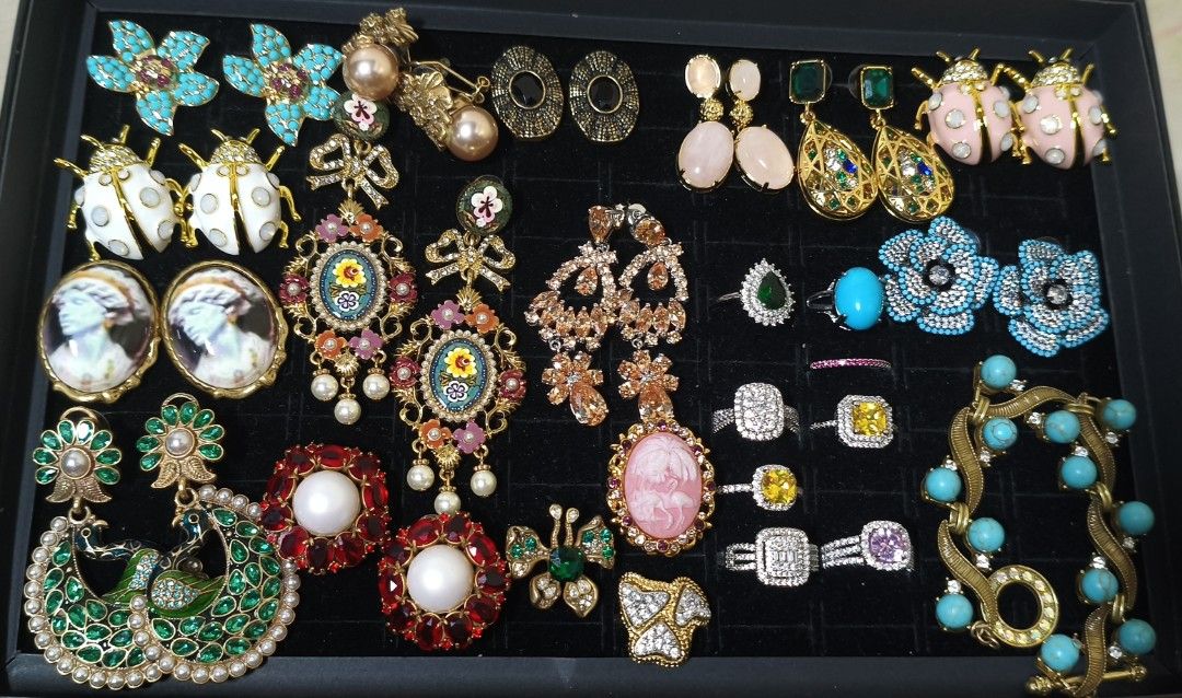 Take All Bundle (Category: Earrings) located in Quezon City. Submitted by gemaicloset (Listing ID 1471233429, Image 1). Description: .