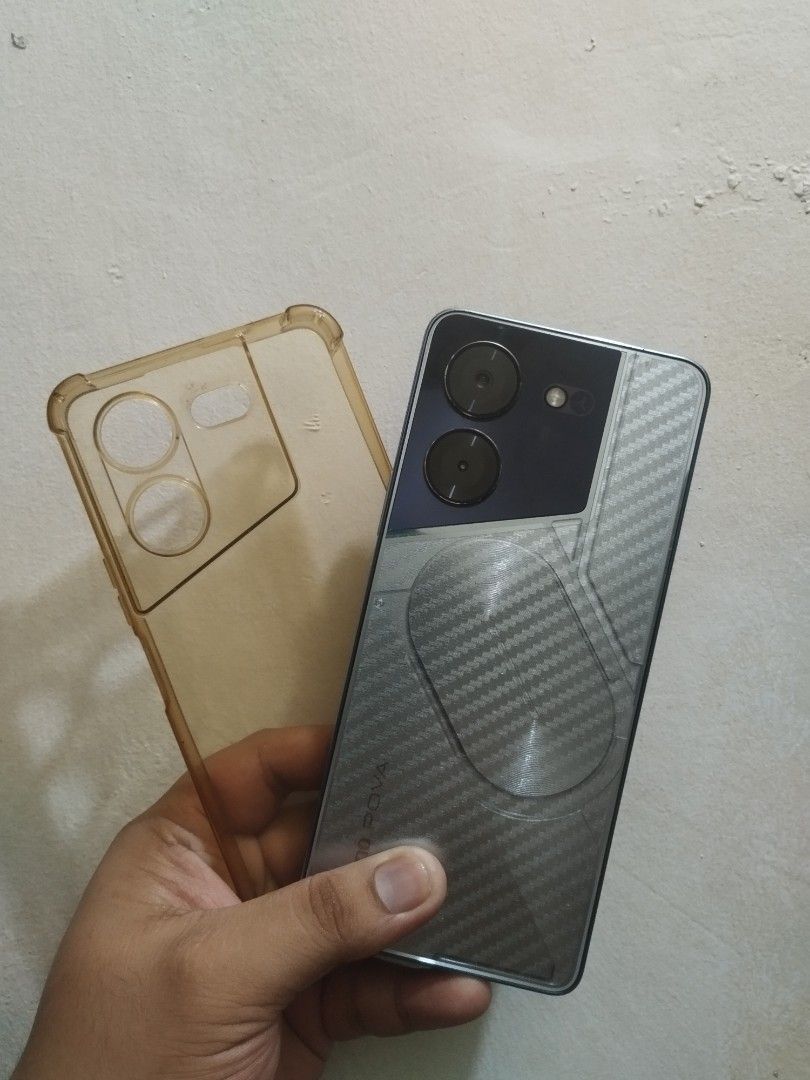 Tecno Pova 5 Pro 5G 8+8/256GB (Category: Other Gadgets) located in Manila. Submitted by anjiegadgets (Listing ID 1471231780, Image 3). Description: 5500 Tecno Pova 5 Pro 5G 8+8/256GB Lady Owned Rfs Need funds for Bills No History Of Repair Backlight Effect On Back Good for Games And Apps Malinaw Bothcamera ❣️ Matagal Malowbat Inclusion Case Unit Only Loc Sta Quiteria Southcaloocan.