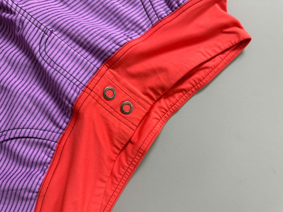 THE NORTH FACE ATHLETIC SHORTS (Category: Shorts) located in Guagua. Submitted by sweetboyy (Listing ID 1471253989, Image 3). Description: THE NORTH FACE ATHLETIC SHORTS EXCELLENT CONDITION SIZE 10 (XLARGE) ON TAG DIMES: WAISTLINE 28-32 / LENGTH 15.5.