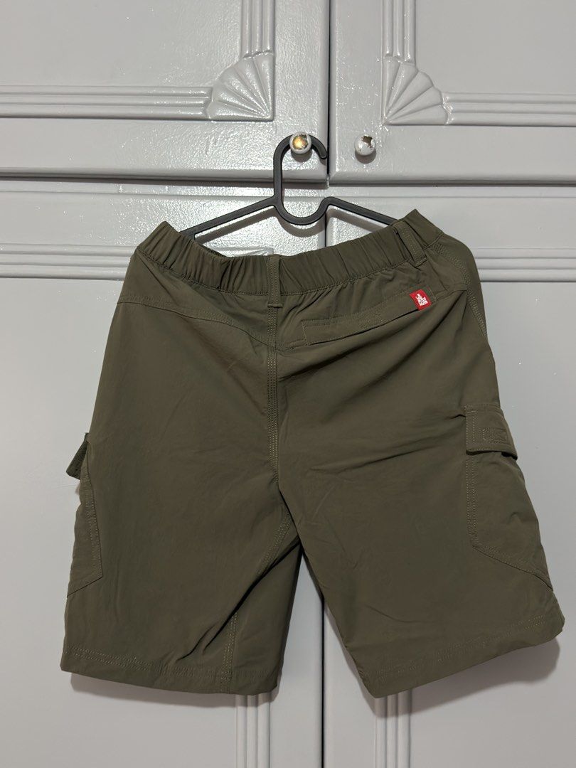 The North Face Cargo Shorts (Category: Shorts) located in Manila. Submitted by declutterbyecb (Listing ID 1471148889, Image 2). Description: Condition: Used once Size: S.