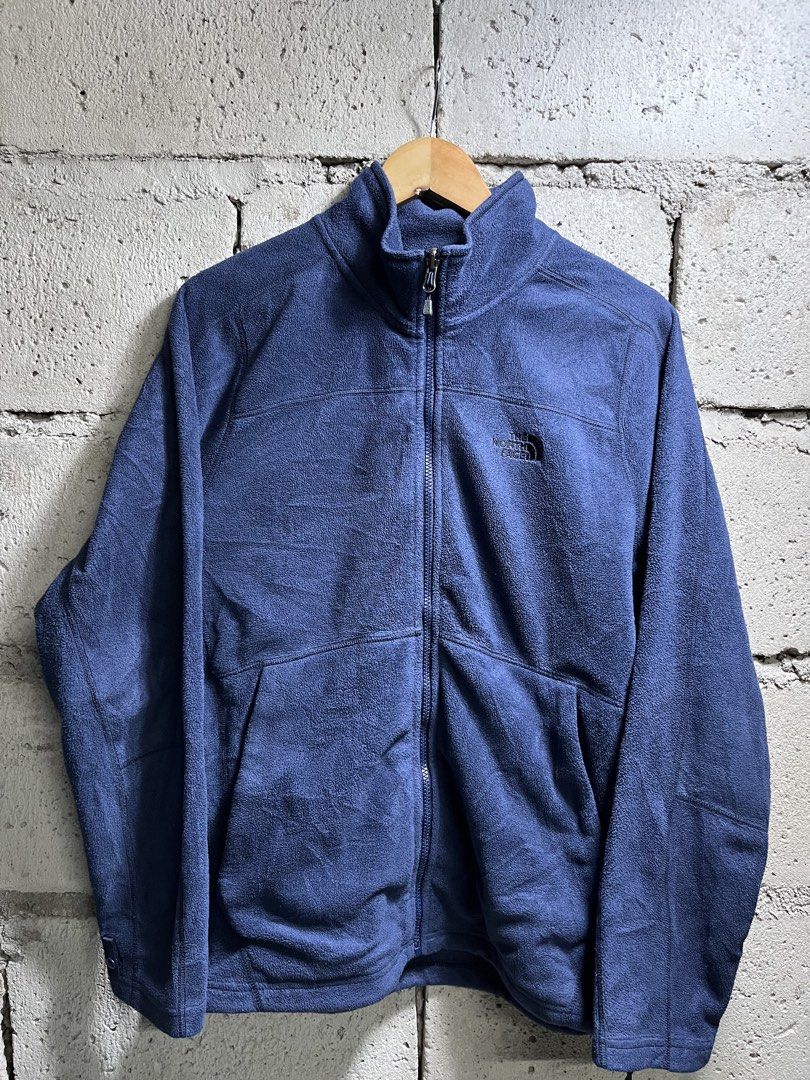 THE NORTH FACE FLEECE JACKET (Category: Coats, Jackets and Outerwear) located in Quezon City. Submitted by headline. (Listing ID 1471179731, Image 1). Description: THE NORTH FACE FLEECE SUMMER BLUE/NAVY EXCELLENT CONDITION SIZE:SMALL DIMES:23x27cm FOR ONLY:899php +SHIPPING FEE.