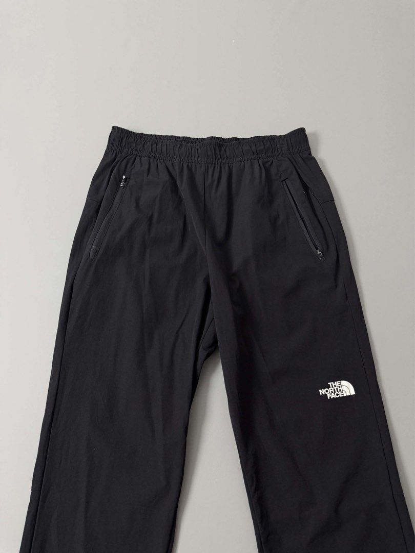THE NORTH FACE HIKE PANTS (Category: Jeans) located in Guagua. Submitted by sweetboyy (Listing ID 1471136196, Image 3). Description: THE NORTH FACE HIKE PANTS EXCELLENT CONDITION SIZE XLARGE ON TAG DIMES: WAISTLINE 30-34 / LENGTH 36/ LEG OPENING 7.
