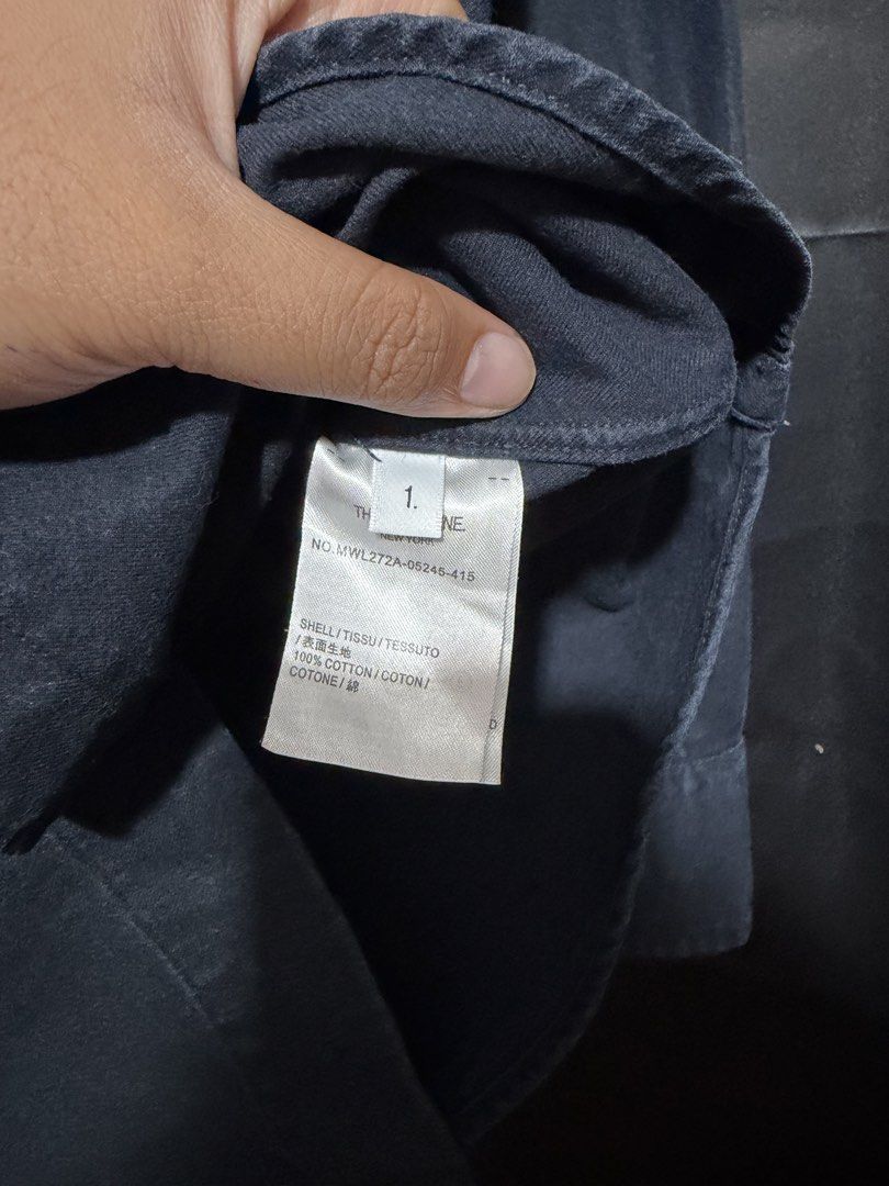 Thom Browne Black Buttondown Longsleeve For Men (Category: Formal Shirts) located in Lapu Lapu. Submitted by kalyengkalat01 (Listing ID 1471153930, Image 3). Description: Thom Browne Black Buttondown For Men — Regular Fit , Oxford Cotton Size : 1 ( Small ) Dimes : 19 Width 28 Length Color rate : 9 out of 10 —————————— Authentic | Legit 💯 Condition : Lightly Used / Presentable ‼️ ISSUE : Missing Collar Button 🚶‍♂️ Washed & Ready to Wear.