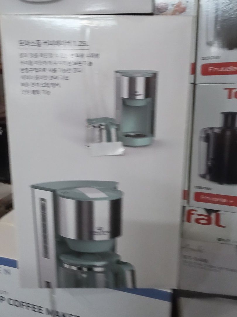 Thomas poole electric toaster and coffee maker (Category: Coffee Machines & Makers) located in Makati City. Submitted by melissa12345 (Listing ID 1471131322, Image 2). Description: Brandnew item sealed item 👉Read me 1st 📍Brand new 💯 📍Items on hand ❌ No COD 🏦 MOP bpi/bdo/GCash/maya 📍No return no exchange 📍Payment 1st before delivery 💰Cashless transaction at this moment..