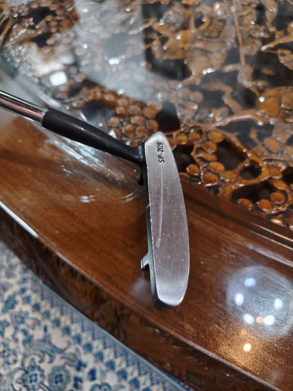 Titliest Dead Center Golf Putter (Category: Golf) located in Paranaque City. Submitted by chips24 (Listing ID 1471146690, Image 3). Description: For Sale Titleist Dead Center SP209. Need to replace grip for only 3.7k pick up Bf Paranaque free shipping withon MM..