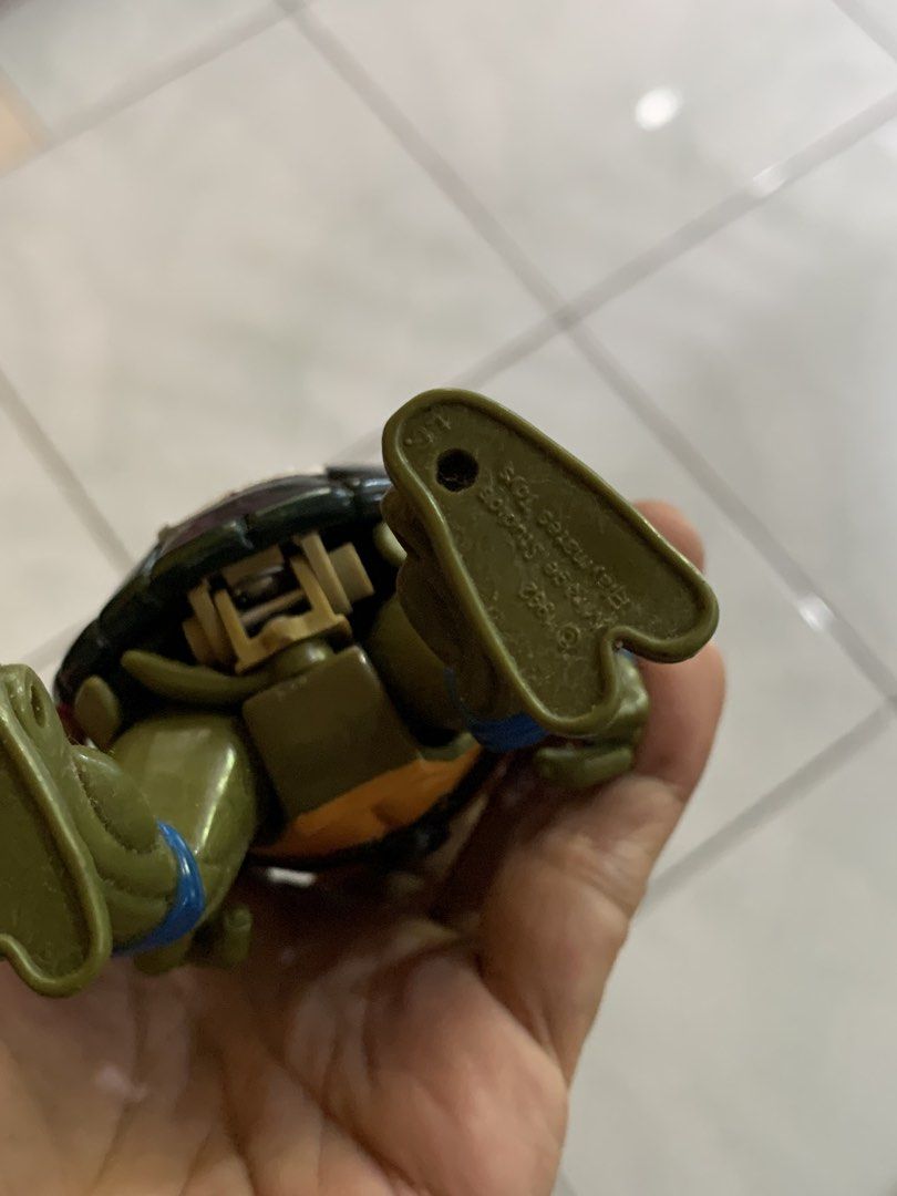 TMNT Leonardo (Category: Action & Battle Toys) located in Davao. Submitted by shopthrift (Listing ID 1471192195, Image 2). Description: 4.5 in’ Mutatin’ Leonardo action figure from the Playmates Toys Teenage Mutant Ninja Turtles “Mutations” line, released in 1992..