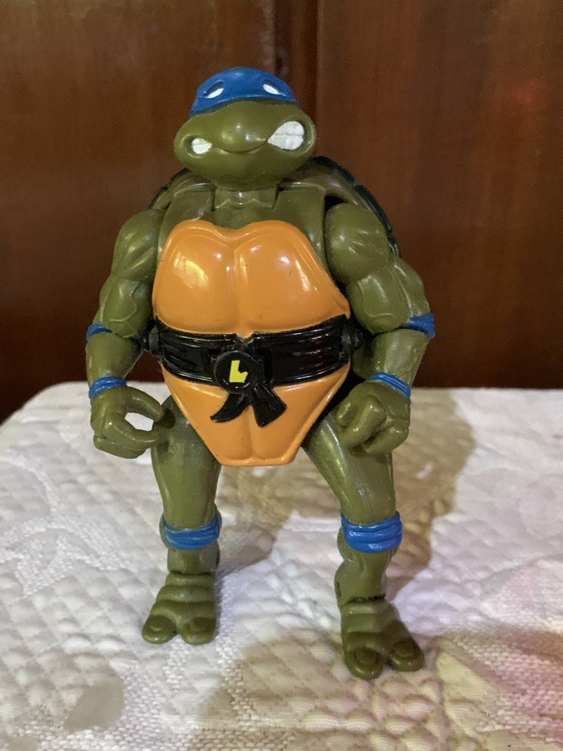 TMNT Leonardo (Category: Action & Battle Toys) located in Davao. Submitted by shopthrift (Listing ID 1471192195, Image 1). Description: 4.5 in’ Mutatin’ Leonardo action figure from the Playmates Toys Teenage Mutant Ninja Turtles “Mutations” line, released in 1992..