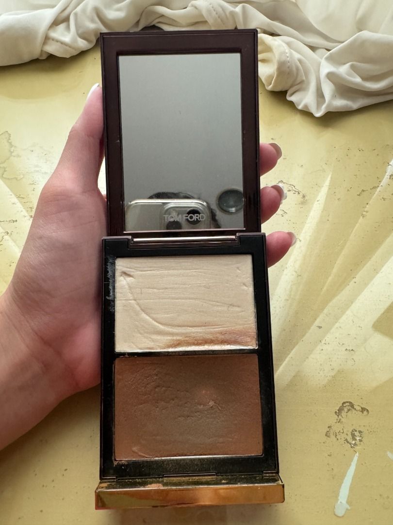 Tom Ford Shade and Illuminate 01 Intensity One (Category: Makeup) located in Cebu City. Submitted by _t.rix (Listing ID 1471136783, Image 2). Description: - Authentic Tom Ford Shade and Illuminate Contour and Highlight Palette - Shade: 01 Intensity One (ideal for light to medium skin tones) - Packaging: Stunning burgundy and gold compact featuring a built-in mirror - Condition: Swatched and lightly used a few times; plenty of product still remain